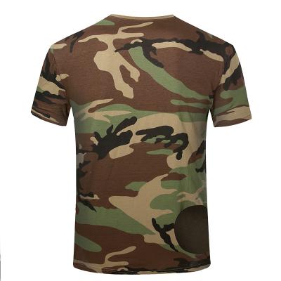 सैन्य वुडलैंड कैमो लघु आस्तीन टी शर्ट